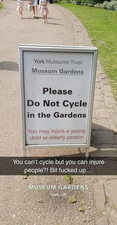 what a confusing sign.