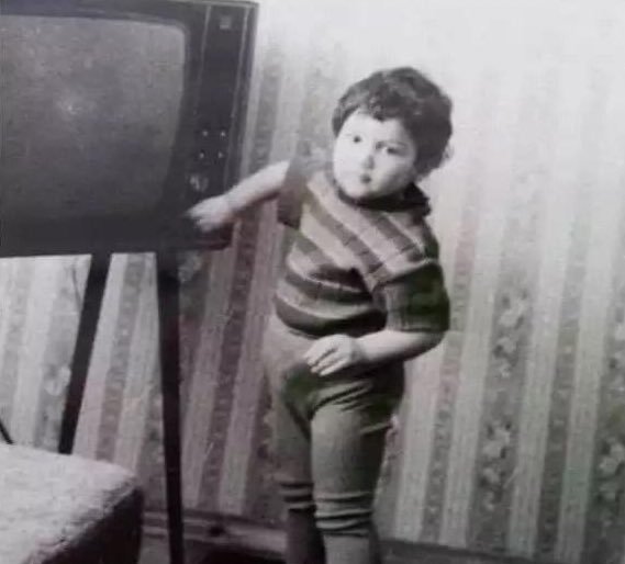 Rare photo of a remote control from the 70’s