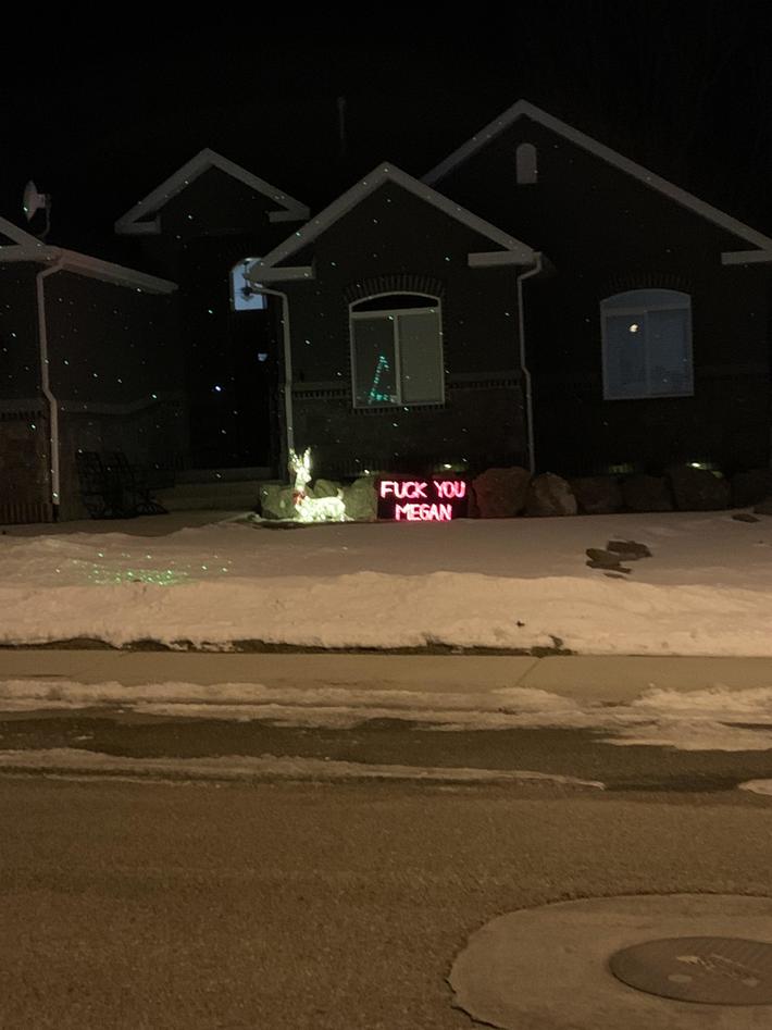 My parents neighbors house has me dying.