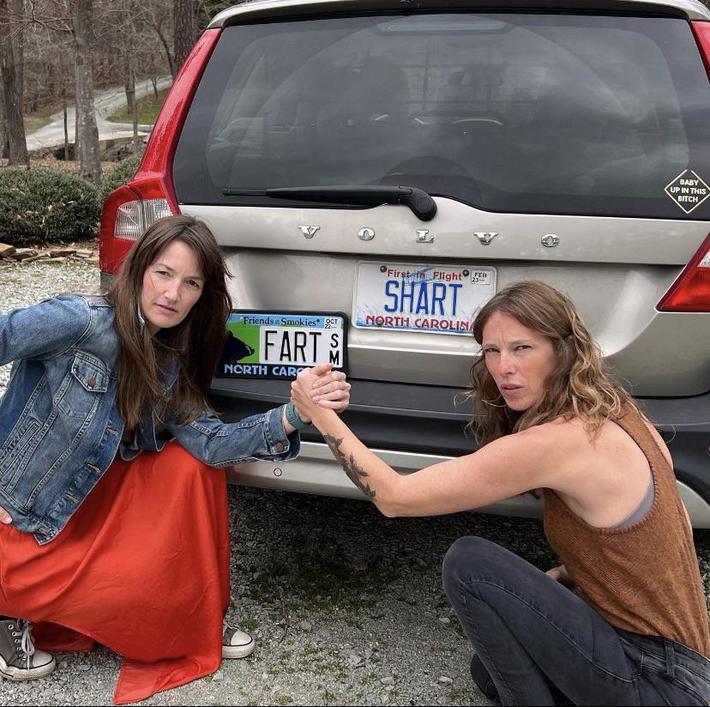 Fart girl meets shart girl