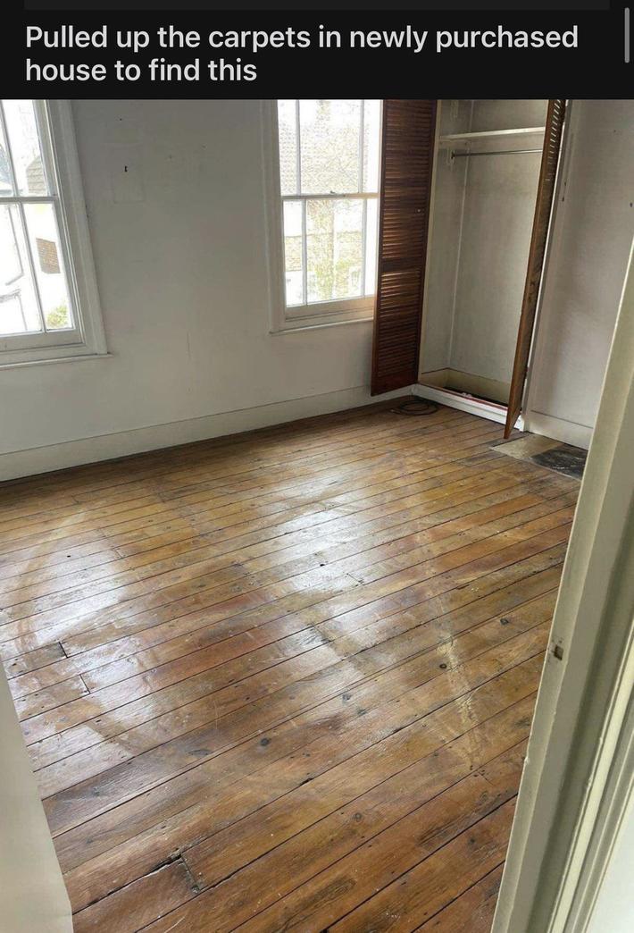 My brain: “WOW! HARDWOOD FLOORS!”
