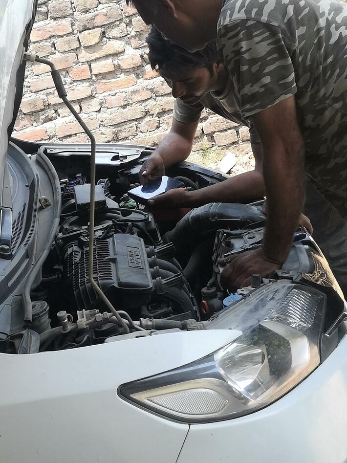 Guys who came to fix my car are watching a tutorial.... to fix the car