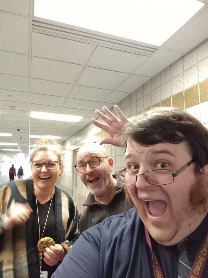 Forgot my phone in English today. Found this on the camera roll after my teacher returned it.