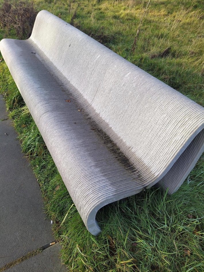 Artists versus engineers