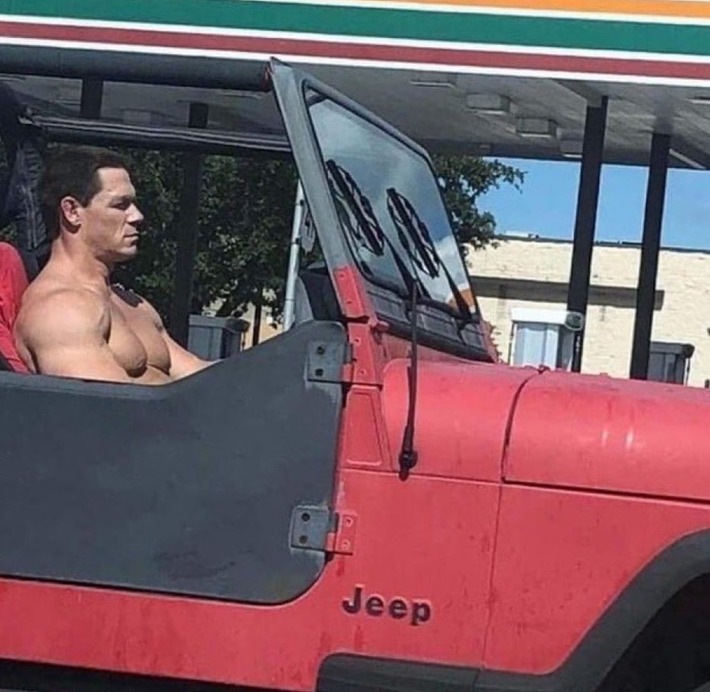 Can't believe a jeep is driving itself.