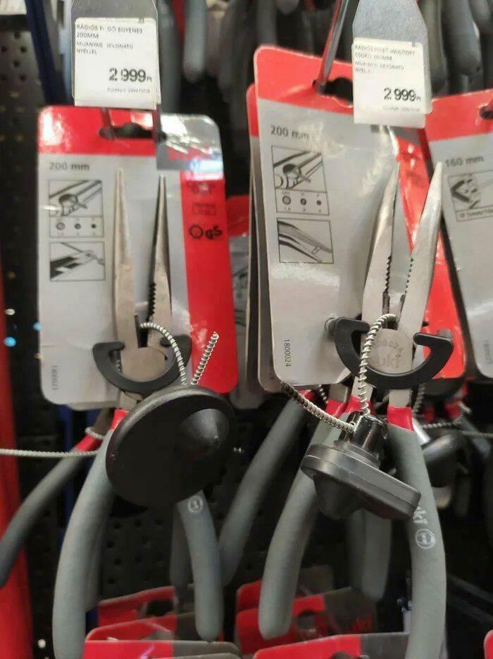 Top theft prevention